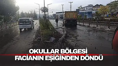 Kozcağız'da Kaza! Facianın Eşiğinden Döndü...