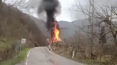 Mutfak tüpünden çıkan yangınla ev küle döndü