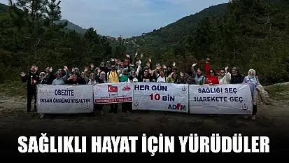 Beş kilometrelik parkurda yürüdüler