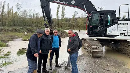 Bartın'da 15 saatte 14 sel, 12 çatı uçması ihbarı yapıldı