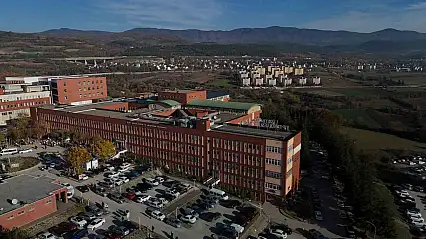 Bolu'da 14 öğrenci yemekten zehirlenme şüphesiyle hastaneye başvurdu