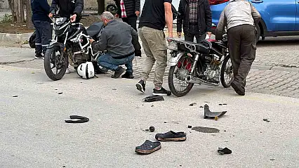 Bolu'da iki motosiklet kafa kafaya çarpıştı: 2 yaralı