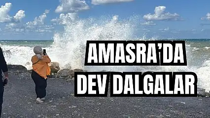 Dalgalar 5 metreyi aştı