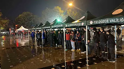 Düzceliler 26 yıl önceki depremde hayatını kaybedenleri andı