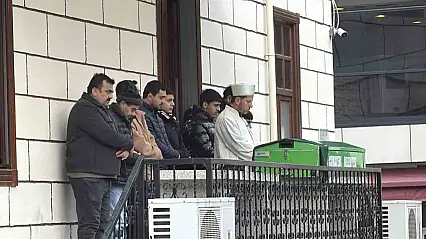 Emekli polisin öldürdüğü karısı son yolculuğuna uğurlandı