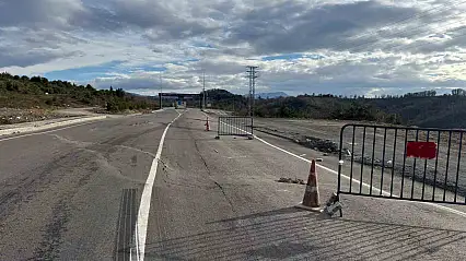 Karadeniz Ereğli OSB yolunda göçük