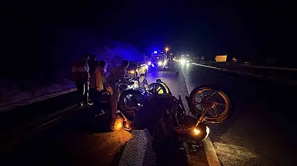 Kastamonu'da motosiklet traktöre çarptı: 1 yaralı