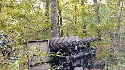 Traktörün altında kalan sürücü hayatını kaybetti