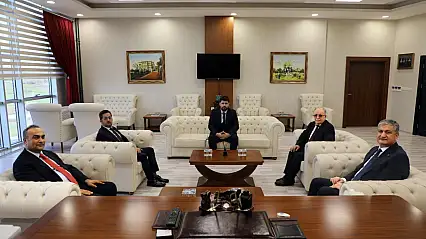 Vali Yavuz'dan Rektör Akkaya'ya ziyaret