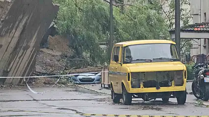 Zonguldak'ta heyelanın boyutu gün ağarınca ortaya çıktı: 49 daire tahliye edildi