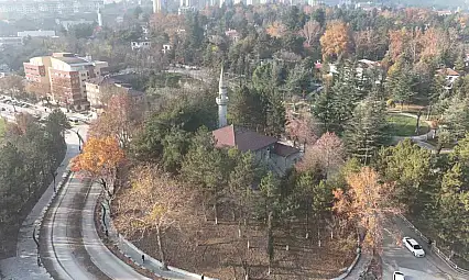 84 yıllık camide restorasyon ve çevre düzenlemesi çalışmaları başladı