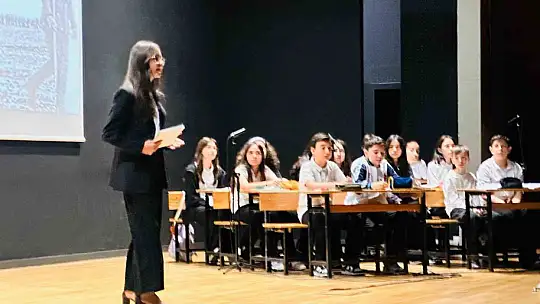 Tiyatro oyunu düzenlendi