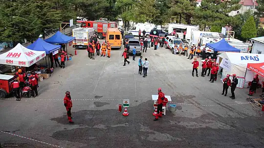 'Bolu'da 5.8'lik deprem' senaryosu gerçeğini aratmadı