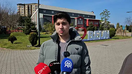 Uluslararası öğrenciler, savaşların son bulması temennisinde bulundu