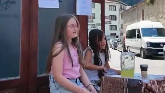 'Şikayet var' diyen zabıtaya el yapımı 'vergi levhası'