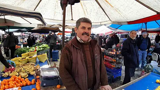 Öğrencileri ödüllendirdi