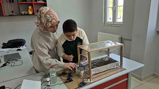 11 yaşında zehirsiz tarım için kolları sıvadı