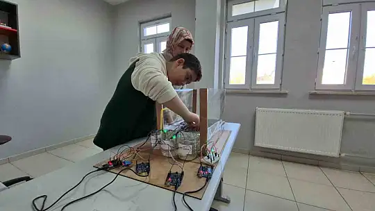 11 yaşında zehirsiz tarım için kolları sıvadı