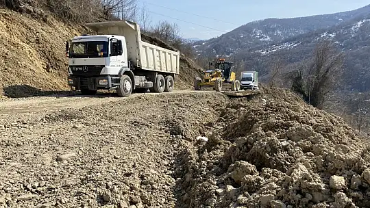Heyelanlar peş peşe geldi