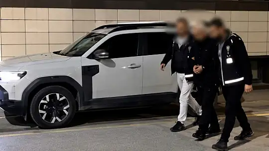 14 yıllık firarinin izini emekli maaşı ele verdi