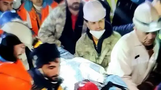 142 saat sonra sağ kurtulan Meltem öğretmenin ilk isteği çay oldu