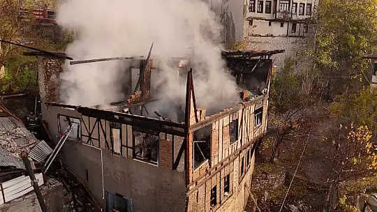 150 yıllık tarihi konaktan geriye kalan dronla görüntülendi