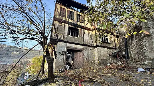 150 yıllık tarihi konaktan geriye kalan dronla görüntülendi