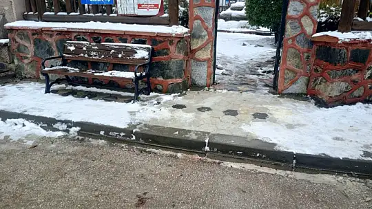 17 yaşındaki çocuk, husumetlisini silahla vurdu: 2 gözaltı