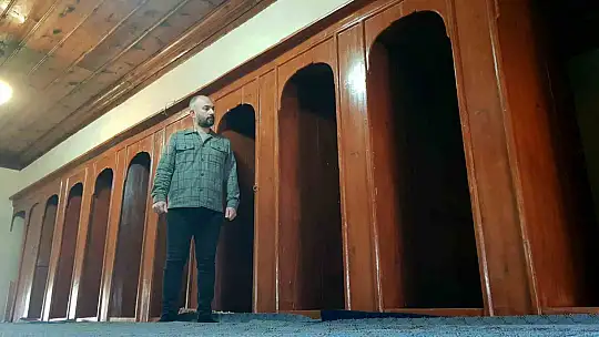 195 yıllık tarihi cami halvet odalarıyla dikkat çekiyor