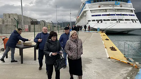 Amasra 9'uncu kez kruvaziyer ağırladı