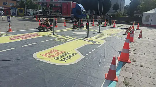 Trafik Eğitim Tırı Bartın'da