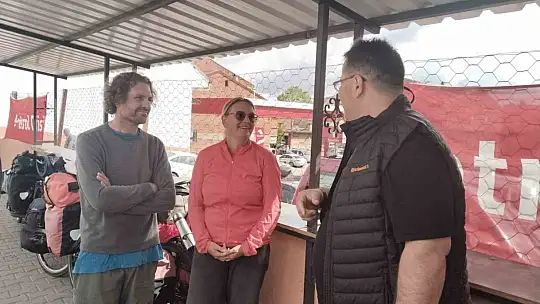 2 bin 300 km pedal çeviren Alman karı koca Türkiye'yi geziyor