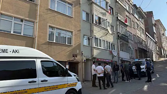 37 yaşındaki şahıs evinde ölü bulundu