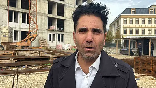 4 aydır maaş alamayan işçiler, çatıya çıktı: