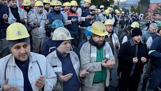 42 yıl önceki maden faciasında hayatını kaybeden 103 madenci dualarla anıldı
