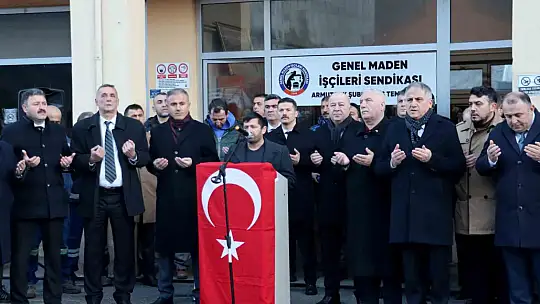 42 yıl önceki maden faciasında hayatını kaybeden 103 madenci dualarla anıldı