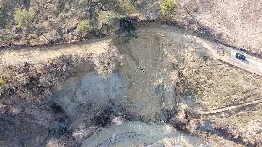 Heyelanlar peş peşe geldi