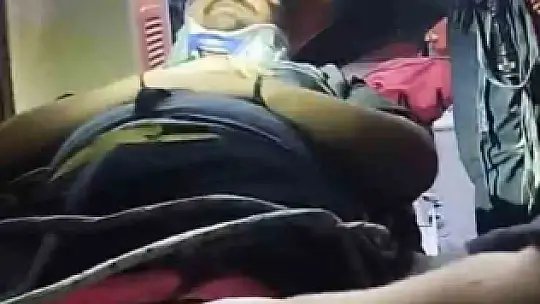 5 metre yükseklikten mağaraya düşen genç kurtarıldı