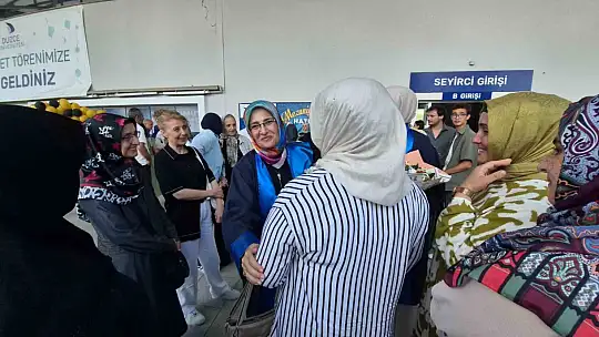 53 yaşında üniversiteden mezun oldu: Bölümü birincilikle bitirdi