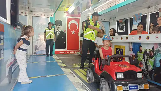 Trafik Eğitim Tırı Bartın'da