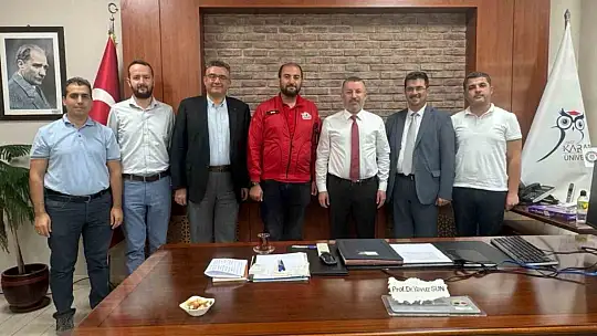 ABD'de roket yarışmasında dünya üçüncülüğü ile Türk bayrağını dalgalandırdılar