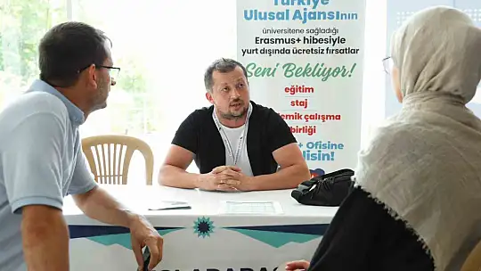 Aday öğrenciler Düzce Üniversitesini tanıdı