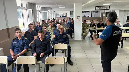 AFAD'dan Deniz Kuvvetleri personeline afet eğitimi