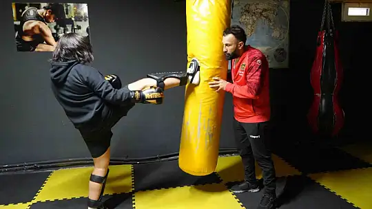 Ağabeyine özenerek spora başladı, 5 kez Türkiye şampiyonu oldu