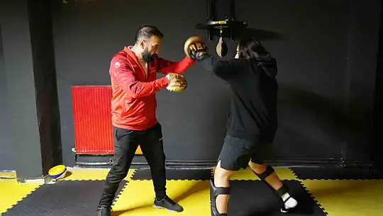 Ağabeyine özenerek spora başladı, 5 kez Türkiye şampiyonu oldu