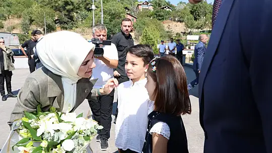 Aile ve Sosyal Hizmetler Bakanı Göktaş Karabük'te