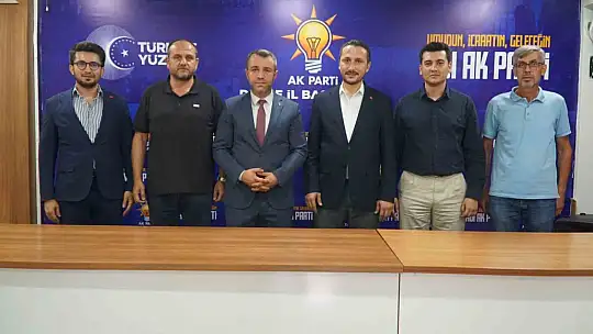 AK Partiye katıldı