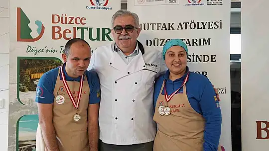 Akademide kusursuz rekabet