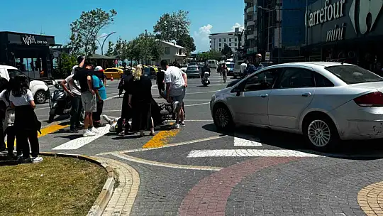 Akçakoca'da motosiklet ile otomobil çarpıştı 1 yaralı