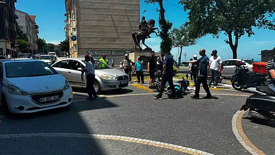Akçakoca'da motosiklet ile otomobil çarpıştı 1 yaralı